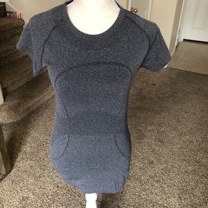 Lululemon swiftly tech